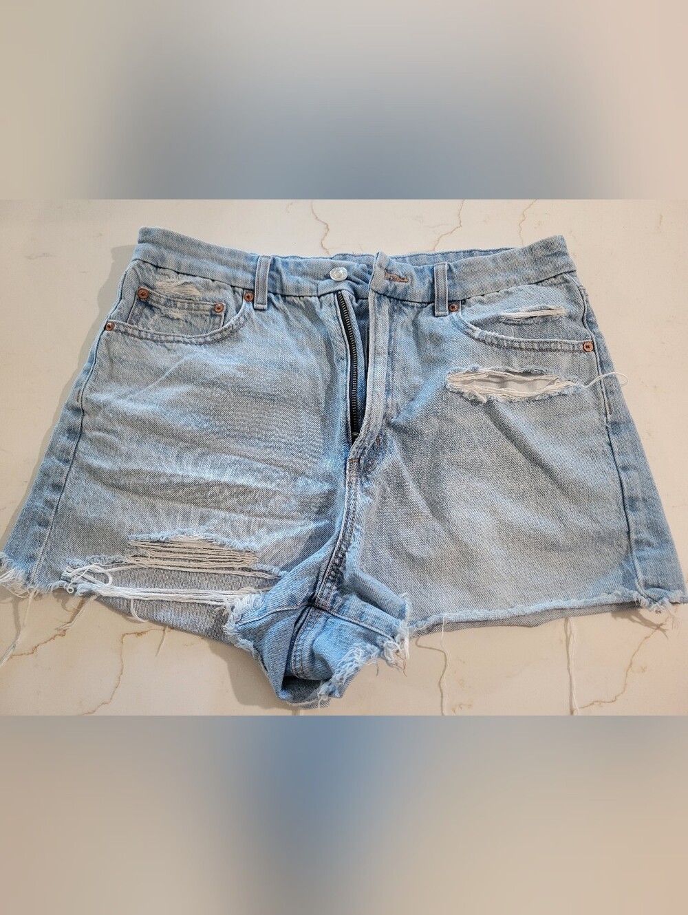 Amwrican Eagle High-Rise Light Blue Distressed Denim Shorts - Women